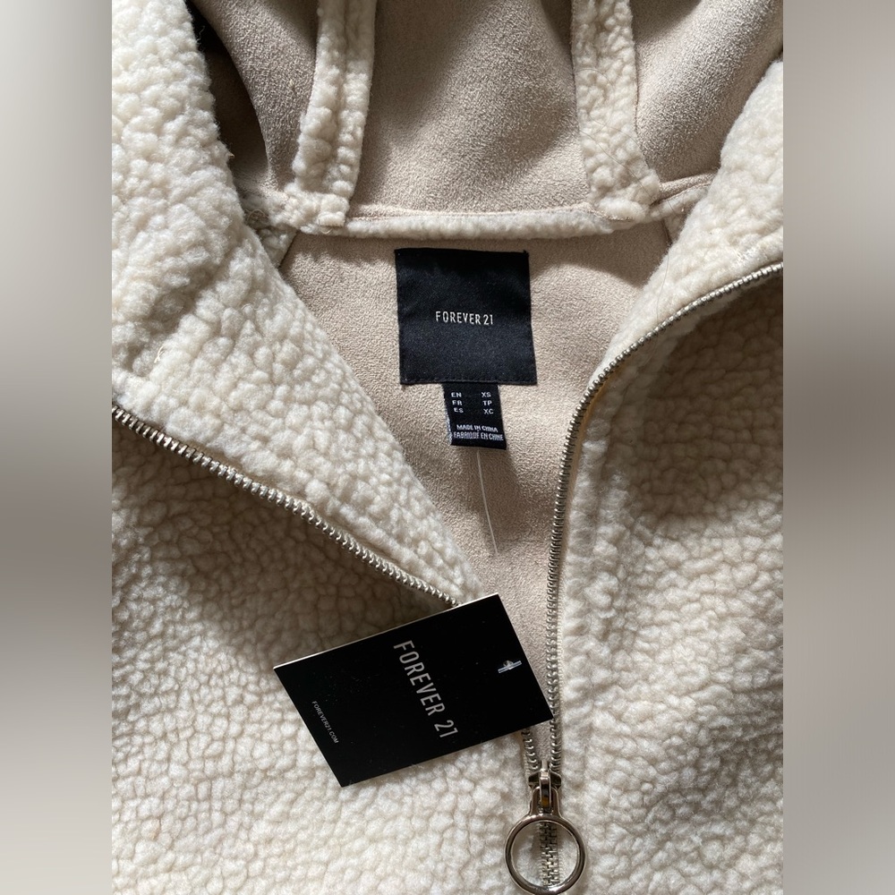 Forever21 teddy bear jacket warm cozy teddybear XS NEW hood Aritzia goose - Picture 3 of 6